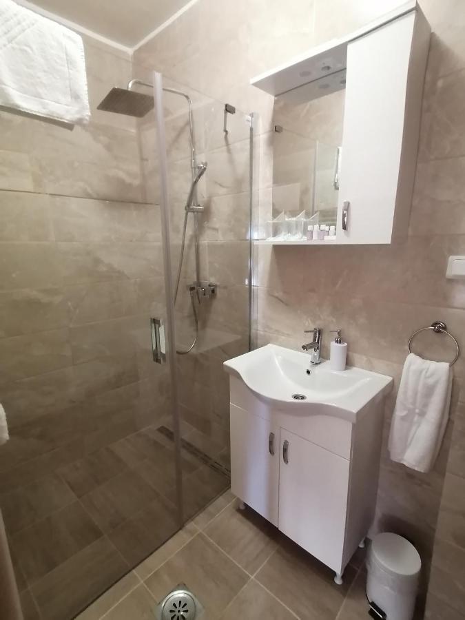 Farma & Apartmani Opg Sasa Delic 科雷尼察 外观 照片